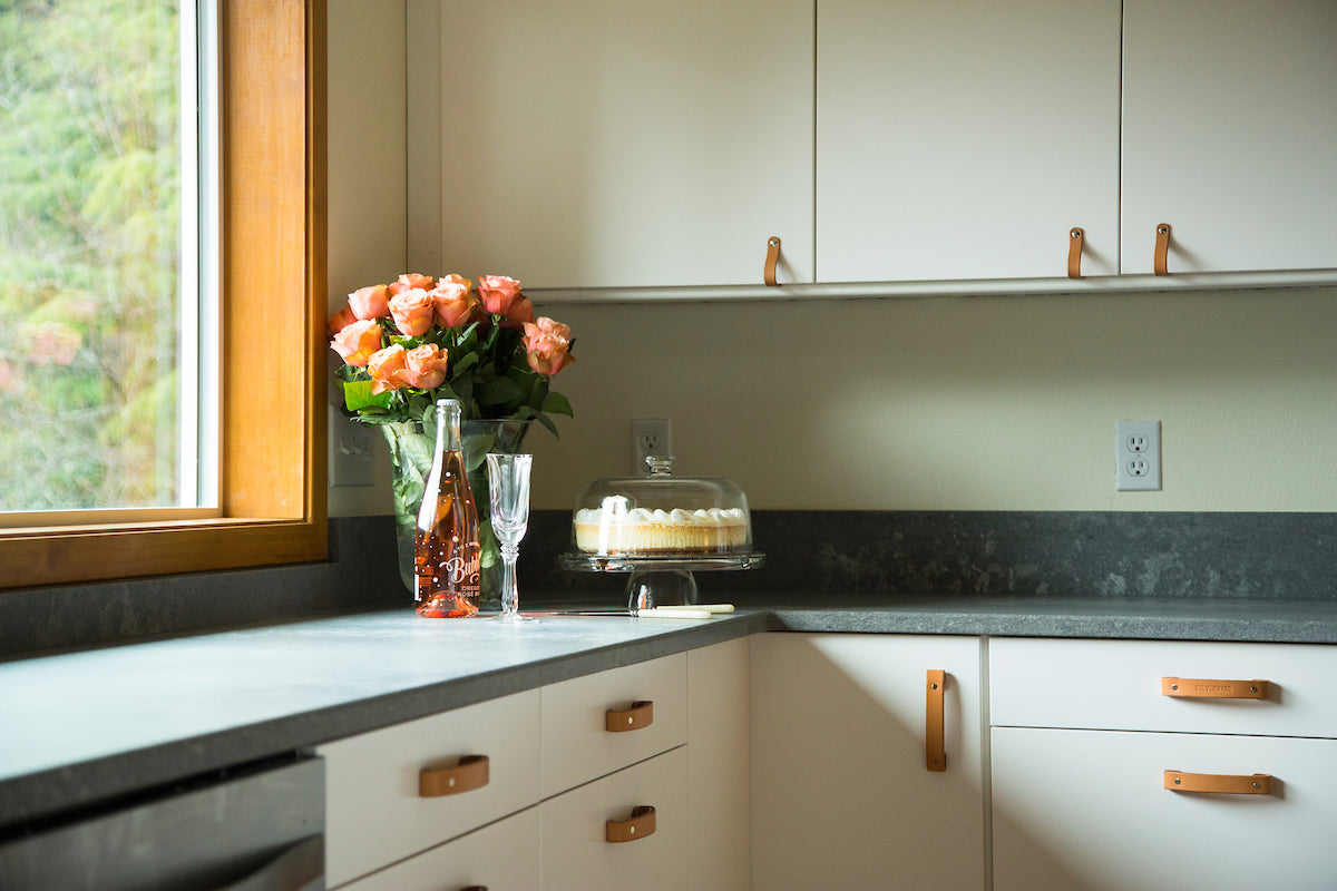 How to do a home kitchen remodel on a budget: compromise on the big decisions and splurge on the details (Case Study)