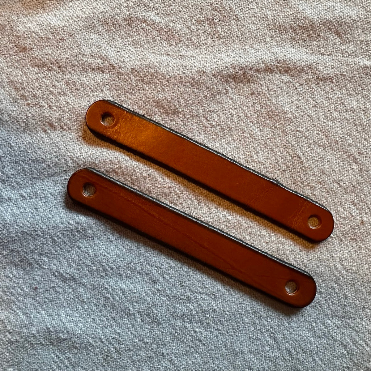 AS-IS SALE Leather Handle - The Flanders - 3 Sizes