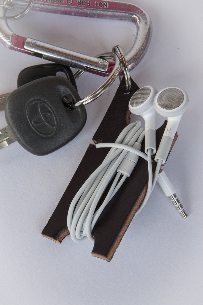 Walnut Studiolo AS-IS AS-IS SALE Headphone Organizer