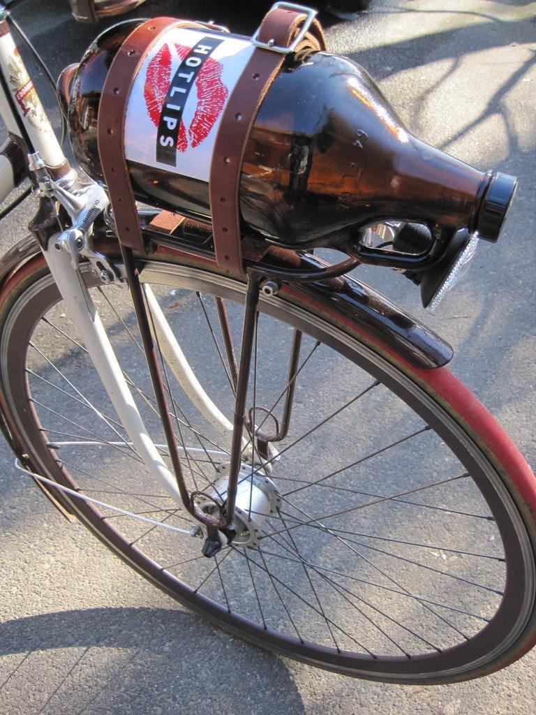 Walnut Studiolo Bicycle Accessories Rack Straps