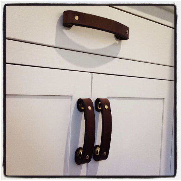 Walnut Studiolo Drawer Pulls AS-IS SALE Leather Handle - The Tilikum